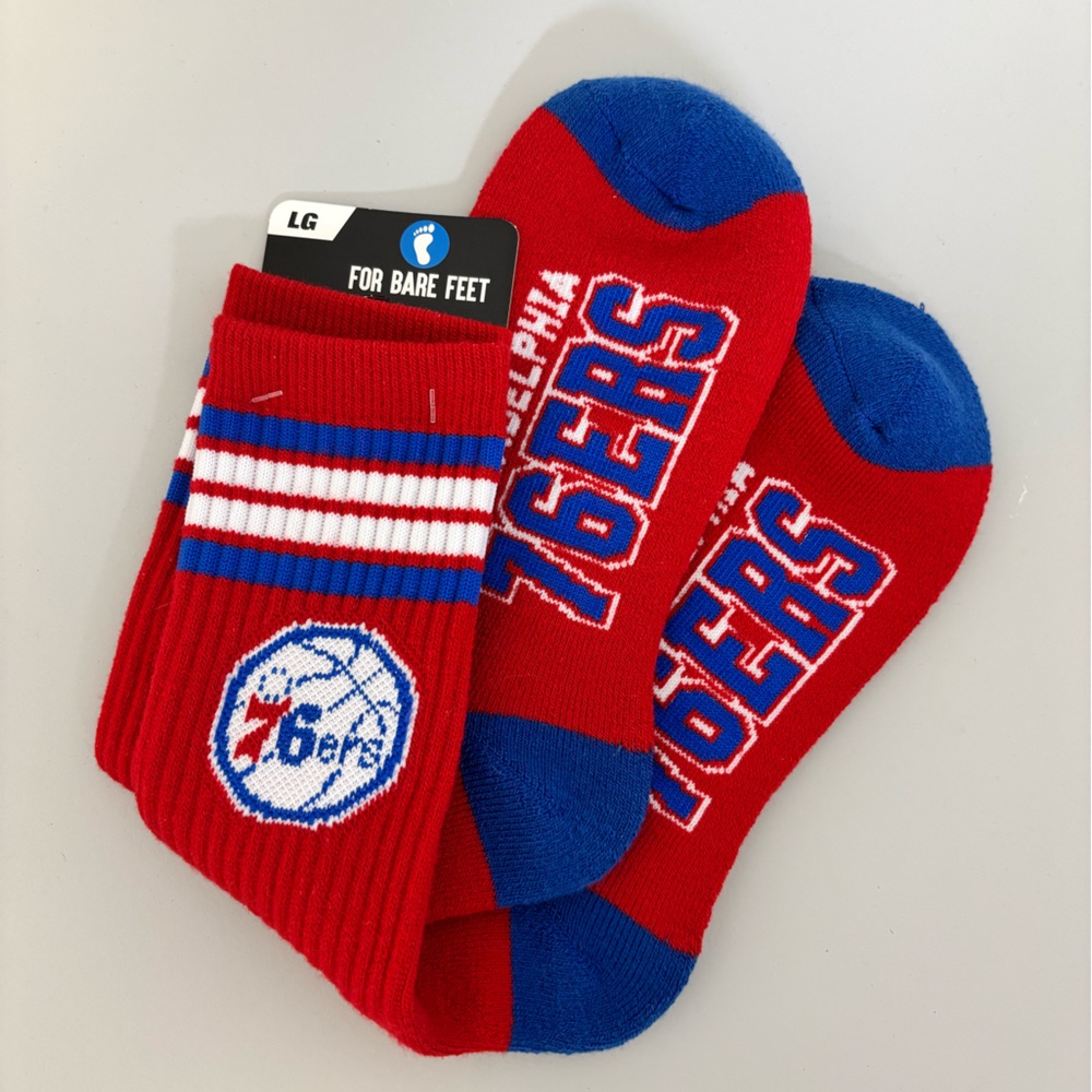 NWT - For Bare Feet Philadelphia 76ers Team Socks - Size Large (10-13 Men's)